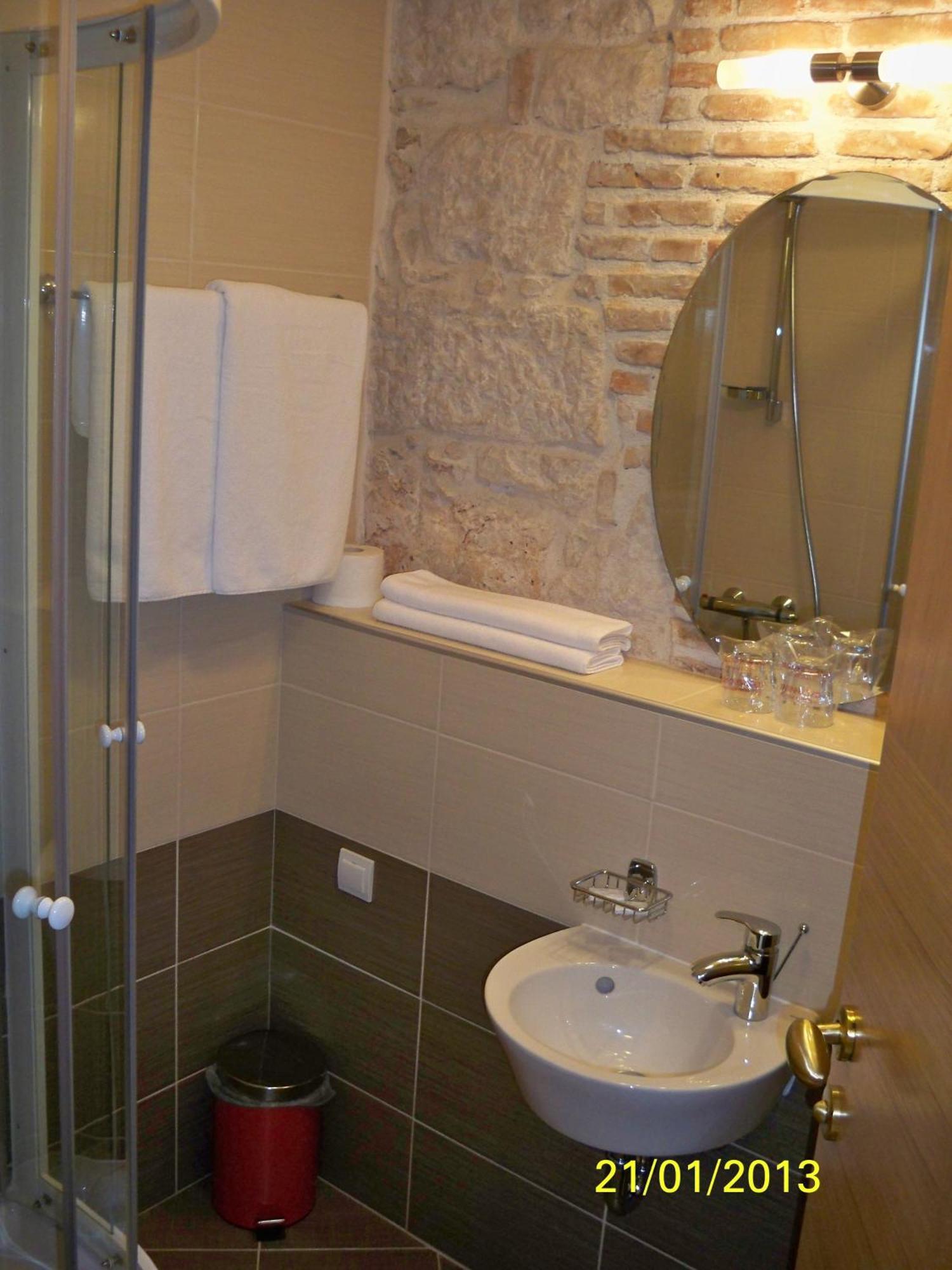 Hotel Carpymore Biograd Na Moru Bagian luar foto