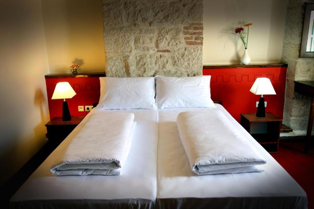 Hotel Carpymore Biograd Na Moru Ruang foto
