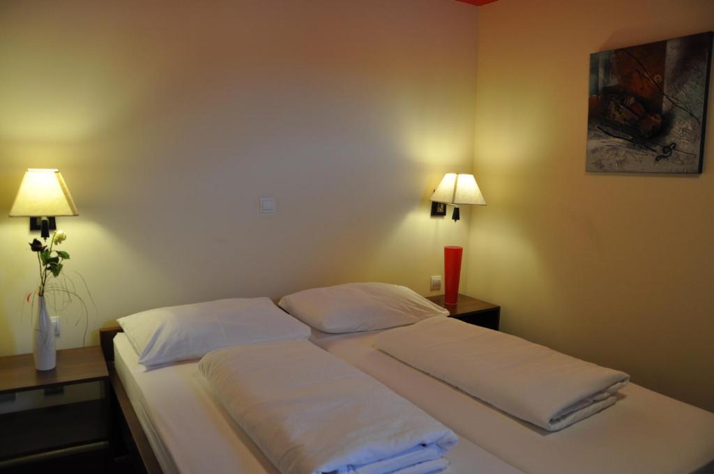 Hotel Carpymore Biograd Na Moru Ruang foto