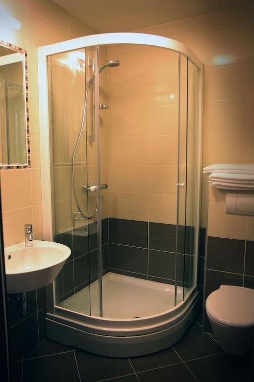Hotel Carpymore Biograd Na Moru Ruang foto